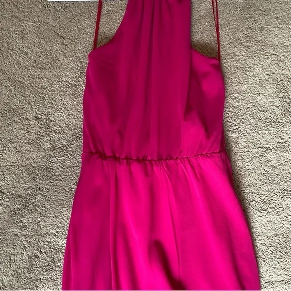 ASTR The Label Quinta Chain Halter Satin Dress Fuchsia M NWT - Picture 4 of 8
